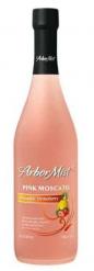 Arbor Mist - Pineapple Strawberry Pink Moscato 0 (1.5L)